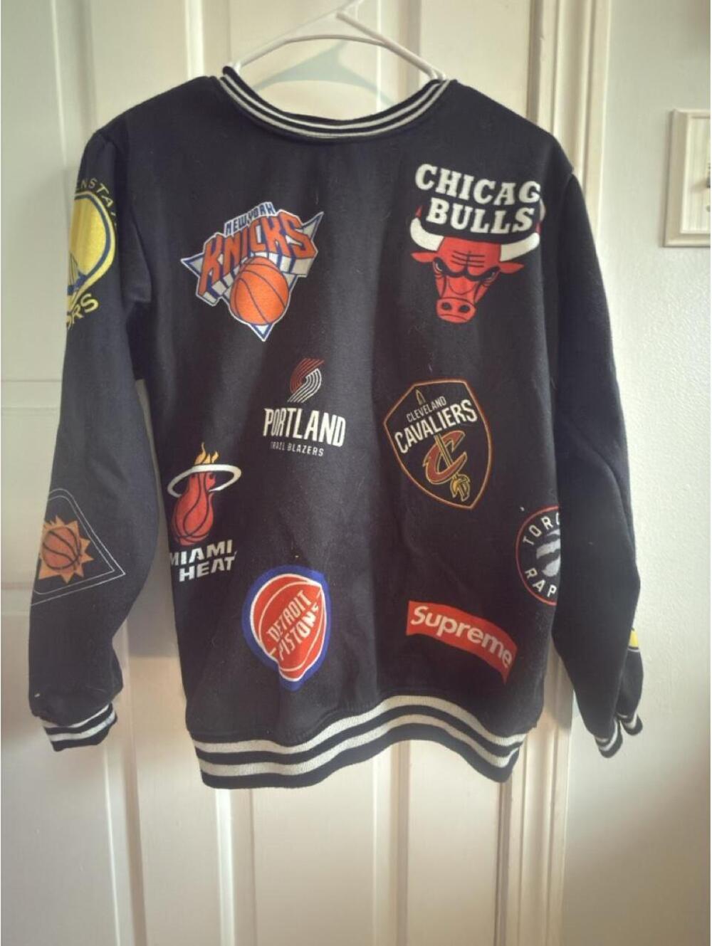 NBA Men's Black and Multi Sweatshirt